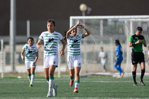 Celeste Guevara Ortega #61 Medio Santos