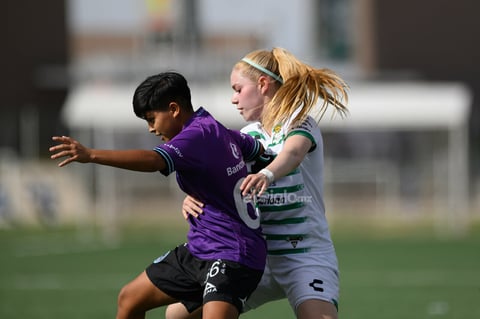 Alexa Ostos Sanchez #59 Defensa Santos
