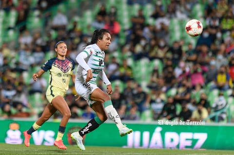 Mariela Jiménez #30, Delantera, Santos