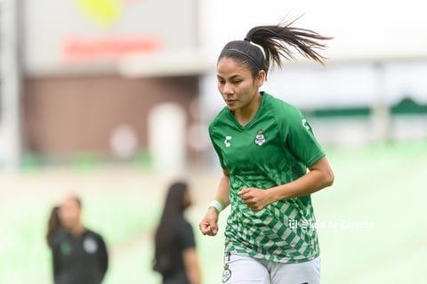 Katia Estrada #14, Defensa, Santos