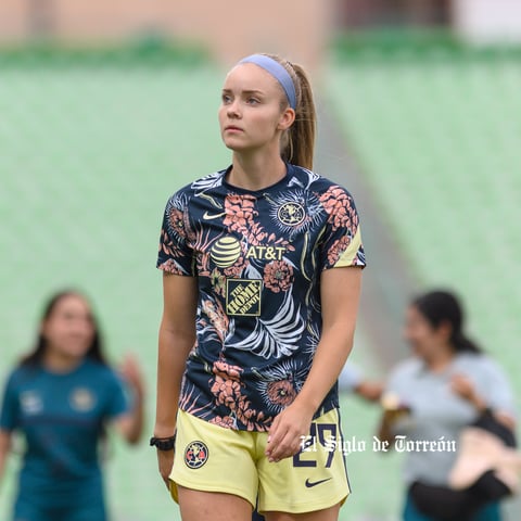 Andrea Hauksdóttir #29, Media, America