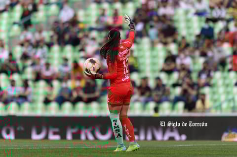 Paola Calderón #12, Portera, Santos