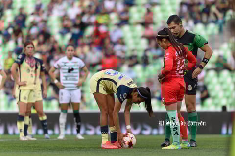 Paola Calderón #12, Portera, Santos
Karen Luna #26, Defensa, America