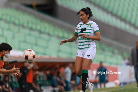 Lucero Lara #5, Defensa, Santos