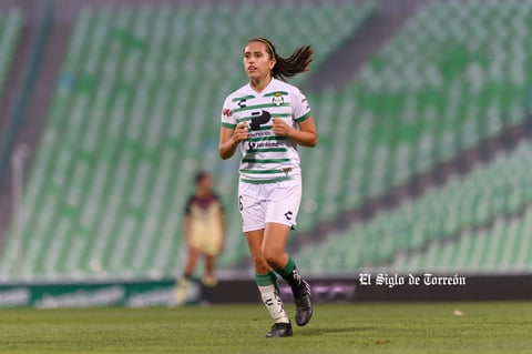 Karyme Martínez #16, Defensa, Santos
