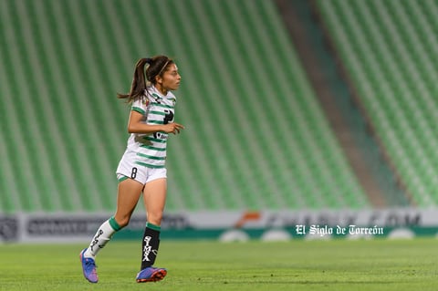 Joseline Hernández #8, Media, Santos