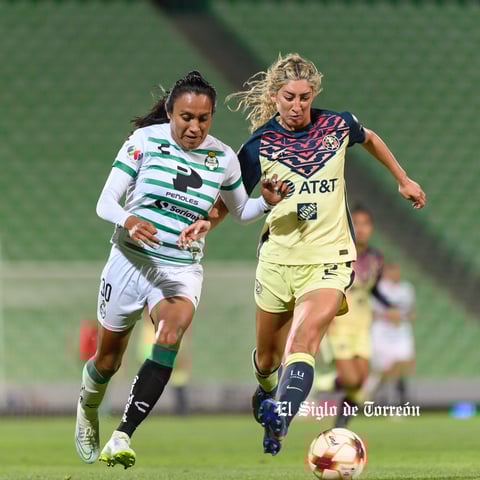 Mariela Jiménez #30, Delantera, Santos
Jocelyn Orejel #2, Defensa, America