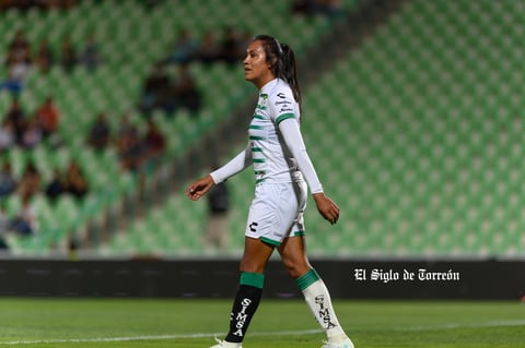 Mariela Jiménez #30, Delantera, Santos