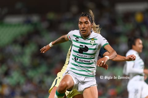 Estela Gómez #7, Media, Santos