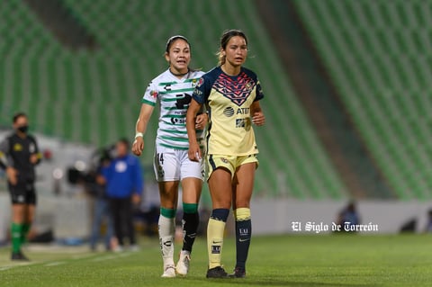 Katia Estrada #14, Defensa, Santos