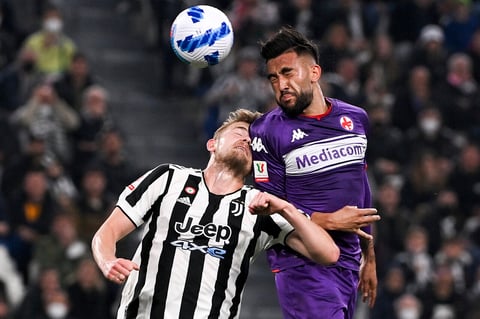 Foto Marco Alpozzi/LaPresse 
20 Aprile 2022 Torino, Italia 
sport calcio 
Juventus Vs Fiorentina - Semifinale  -Coppa Italia Frecciarossa 2021/2022 - Allianz Stadium
Nella foto:  Matthijs de Ligt (Juventus F.C.); Nicolas Gonzalez (ACF Fiorentina); 

Photo Marco Alpozzi/LaPresse 
April 20, 2022 Turin, Italy 
sport soccer 
Juventus Vs Fiorentina  - semi-final- Coppa Italia Frecciarossa 2021/2022 - Allianz Stadium
In the pic:   Matthijs de Ligt (Juventus F.C.); Nicolas Gonzalez (ACF Fiorentina);