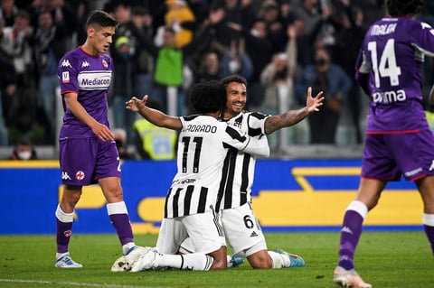 Foto Marco Alpozzi/LaPresse 
20 Aprile 2022 Torino, Italia 
sport calcio 
Juventus Vs Fiorentina - Semifinale  -Coppa Italia Frecciarossa 2021/2022 - Allianz Stadium
Nella foto:   Danilo (Juventus F.C.); esulta dopo il gol 
Photo Marco Alpozzi/LaPresse 
April 20, 2022 Turin, Italy 
sport soccer 
Juventus Vs Fiorentina  - semi-final- Coppa Italia Frecciarossa 2021/2022 - Allianz Stadium
In the pic: Danilo (Juventus F.C.); celebrates after scoring