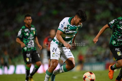 Diego Javier Medina Vázquez #24 Delantero Santos

Santos vs Leon

Estadio Corona - domingo 24 de abril de 2022 19:00h
Guerreros del Santos Laguna vs Leon

Jornada 16 clausura 2022

soccer
Deportes, Fútbol. Estadio Corona - Torreón, Coahuila