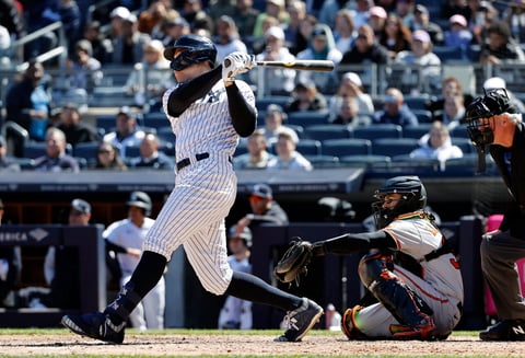Aaron Judge dispara un jonrón y Yankees de Nueva York vencen 10-5 a Orioles