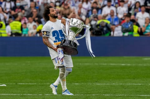 Real Madrid levanta la copa de LaLiga