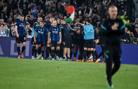 Rome (Italy), 11/05/2022.- Inter players celebrate a goal during the Coppa Italia final between Juventus FC and Inter Milan at the Olimpico stadium in Rome, Italy, 11 May 2022. (Italia, Roma) EFE/EPA/Riccardo Antimiani
