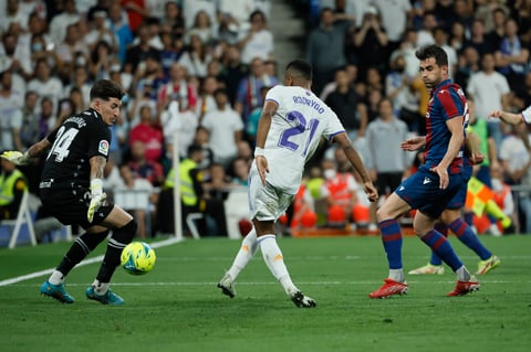 Real Madrid marca goliza al Levante