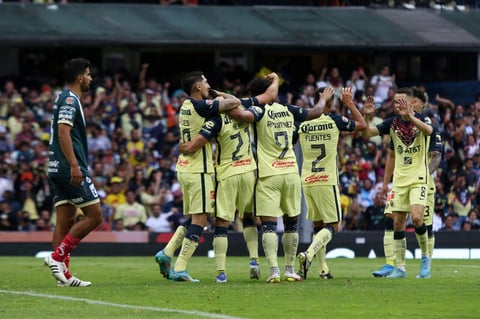 EUM20220514DEP12.JPG 
CIUDAD DE MÉXICO. Soccer/Futbol-América.- 14 de mayo de 2022. Aspectos del partido entre el América y el Puebla en el Estadio Azteca correspondiente al duelo de los cuartos de final del Torneo Clausura 2022. Foto: Agencia EL UNIVERSAL/Carlos Mejía/EELG