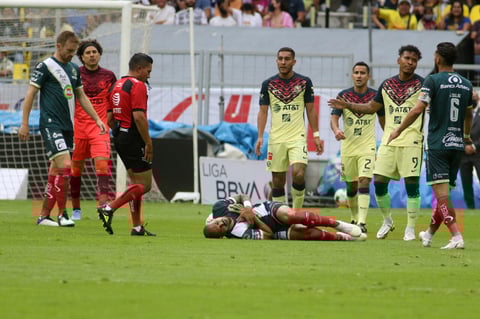 EUM20220514DEP17.JPG 
CIUDAD DE MÉXICO. Soccer/Futbol-América.- 14 de mayo de 2022. Aspectos del partido entre el América y el Puebla en el Estadio Azteca correspondiente al duelo de los cuartos de final del Torneo Clausura 2022. Foto: Agencia EL UNIVERSAL/Carlos Mejía/EELG