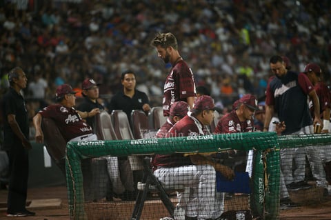 Laguna deja ir el primero de la serie contra Acereros