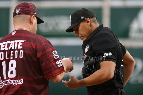 Laguna deja ir el primero de la serie contra Acereros