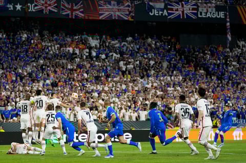 Rafael Santos Borré se convirtió en el jugador del gol decisivo
