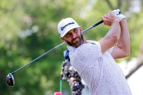 Tulsa (United States), 18/05/2022.- Dustin Johnson of the US on the ninth hole during the final practice round for the 2022 PGA Championship golf tournament at the Southern Hills Country Club in Tulsa, Oklahoma, USA, 18 May 2022. (Estados Unidos) EFE/EPA/ERIK S. LESSER