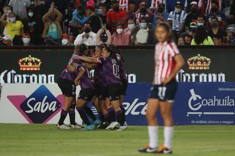Chivas remonta y golea al Pachuca en final de ida de Liga MX Femenil