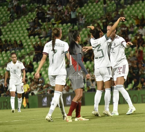 SELECCIÓN FEMENIL MEXICANA SELECCIÓN DE PERU