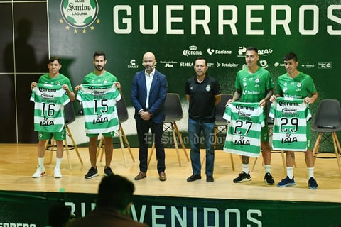 Presentación de refuerzos del santos laguna