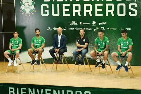 Presentación de refuerzos del santos laguna
