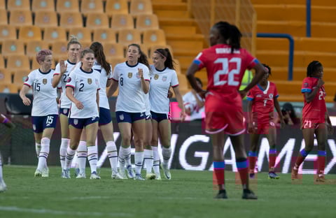 Arrancó el  Campeonato Concacaf W 2022 con el partido entre Estados Unidos y Haití