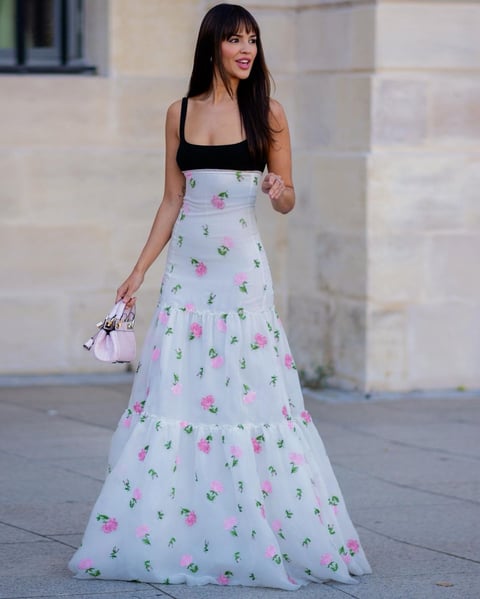 Eiza González impacta en su paso por la Semana de la Moda en París