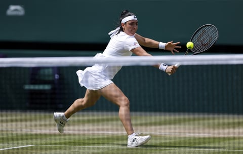 Elena Rybakina logra histórico triunfo en Wimbledon
