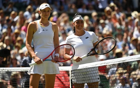 Elena Rybakina logra histórico triunfo en Wimbledon