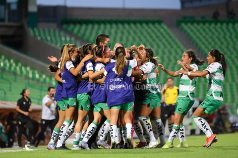 Al ponerse en marcha el circuito rosa del futbol mexicano