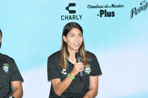 Presentación de refuerzos del Santos Laguna Femenil