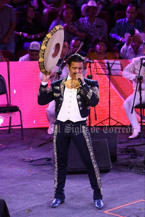 Pablo Montero en el Palenque Vicente Fernández
