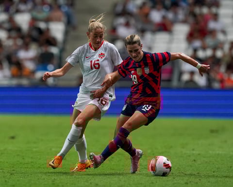 U.S. Soccer WNT vence a Canadá en final de CONCACAF