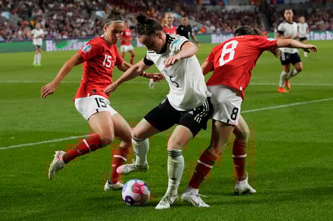 Alemania vence a Austria y avanza a semifinales de Eurocopa