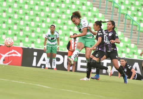 Ganan Guerreras de Santos Laguna en casa a Tuzas del Pachuca