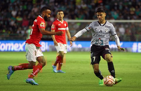 Diablos derrotan a León en la J5