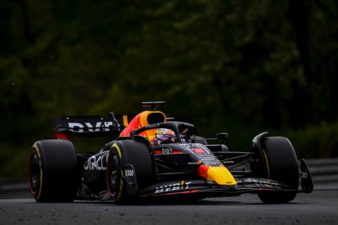 Max Verstappen gana Gran Premio de Hungría, 'Checo' queda en quinto lugar