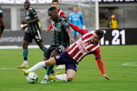 Los Ángeles Galaxy vence a Chivas en duelo amistoso