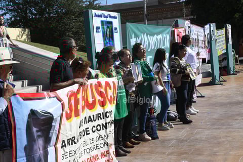 Colectivos y asistentes a la Muestra Nacional de Teatro unen voces por los desaparecidos