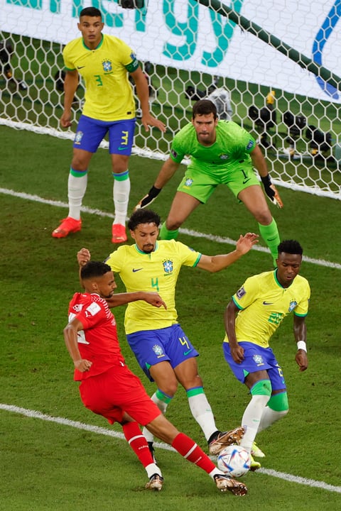 Gol de Casemiro le da la victoria a Brasil sobre Suiza