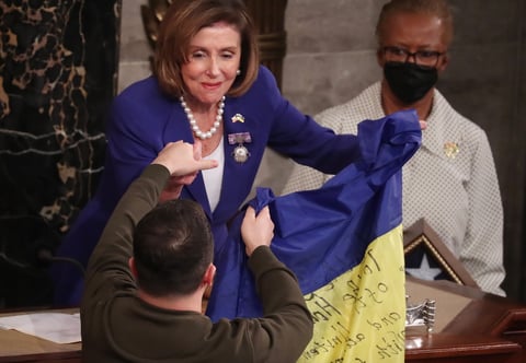 'Vital'; Zelenski agradece apoyo de Estados Unidos para resistir invasión rusa