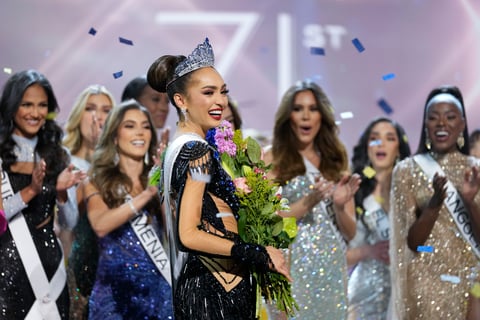 EUA gana la edición 71 de Miss Universo: R'Bonney Gabriel es la nueva reina de belleza universal