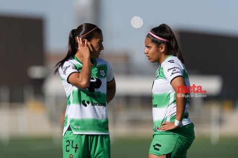Paulina Peña, Maika Albéniz