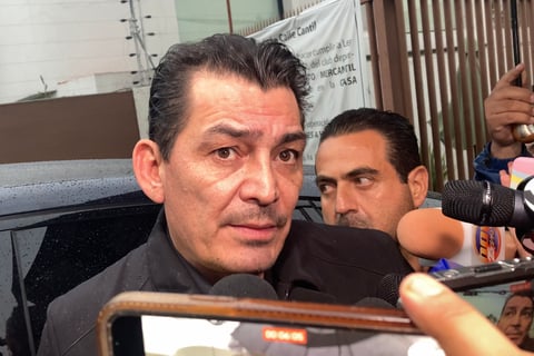 Imágenes desde la casa de Maribel Guardia donde su hijo Juliancito está siendo velado